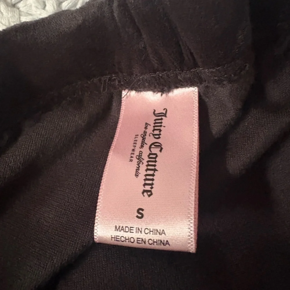 Juicy Couture velour track pants rhinestone logo elastic waistband. Size S
